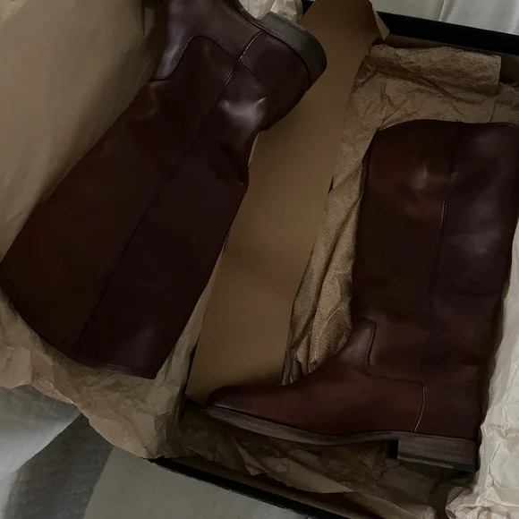 Frye hot sale boots poshmark